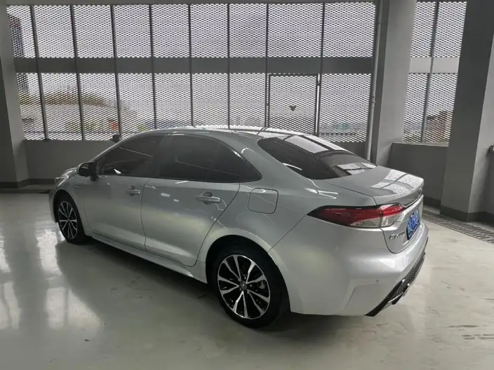 Toyota Levin 2022 Model Hybrid 1.8H E-CVT Sports Edition – фото 4