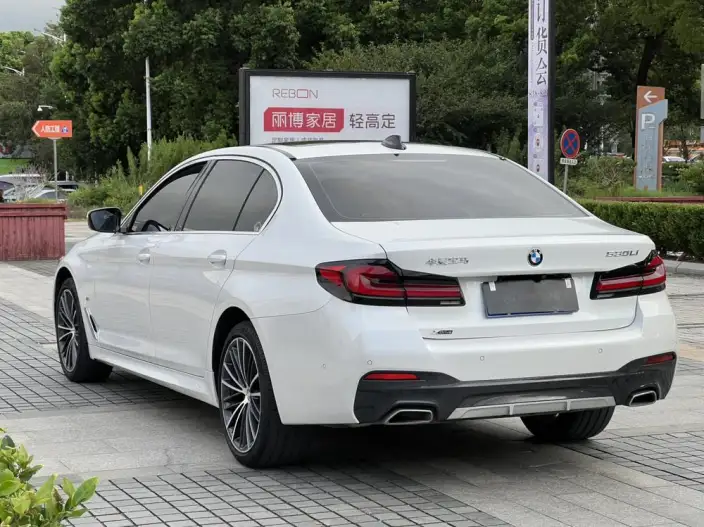 BMW 5 Series 2023 Model 530Li Leading Model M Sports Set – фото 4