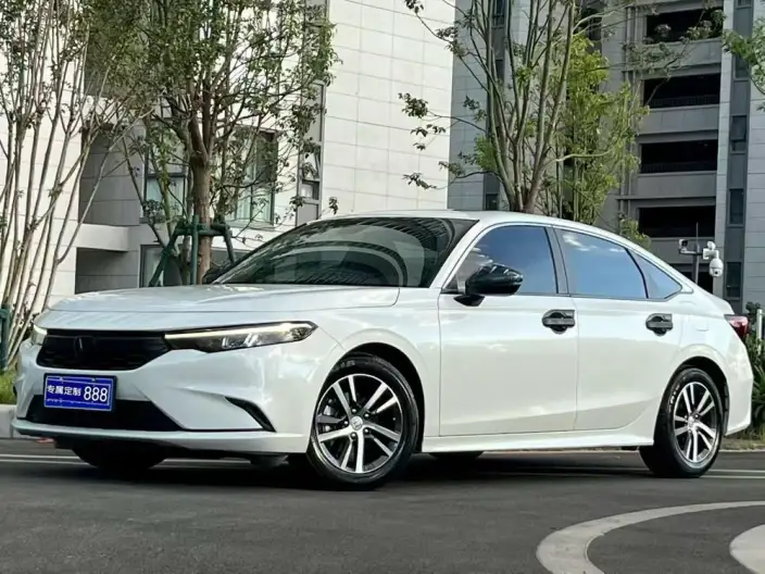 Model Ge 2023 Model 240TURBO CVT Leading version – фото 1