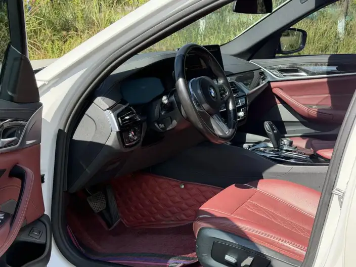 BMW 5 Series 2022 Model 525Li M Sports Set – фото 8