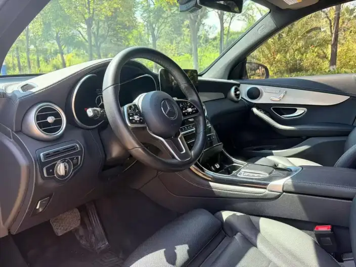Mercedes-Benz GLC 2021 Model GLC 260 L 4MATIC Dynamic Model – фото 8