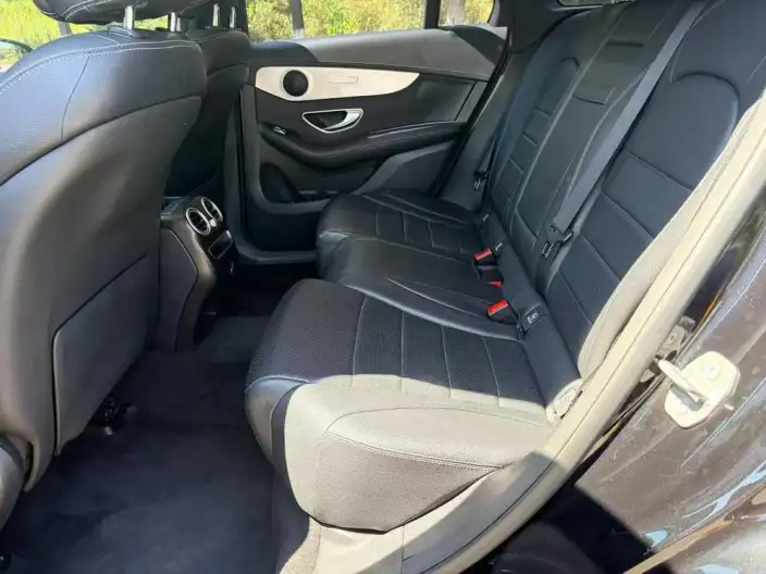 Mercedes-Benz GLC 2021 Model GLC 260 L 4MATIC Dynamic Model – фото 9