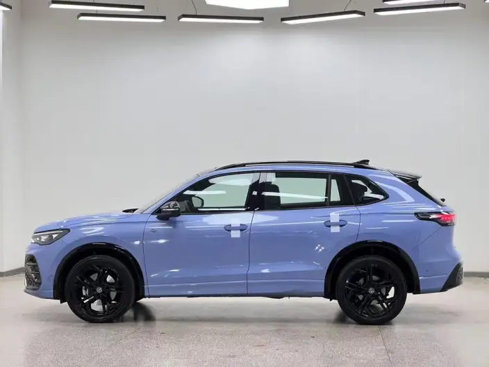 Volkswagen Tiguan L 2026 Model Pro 380TSI 4WD R-Line Zhizun Edition – фото 4
