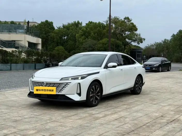 Changan Eado 2024 Model 1.5T DCT Changxiang Edition – фото 1