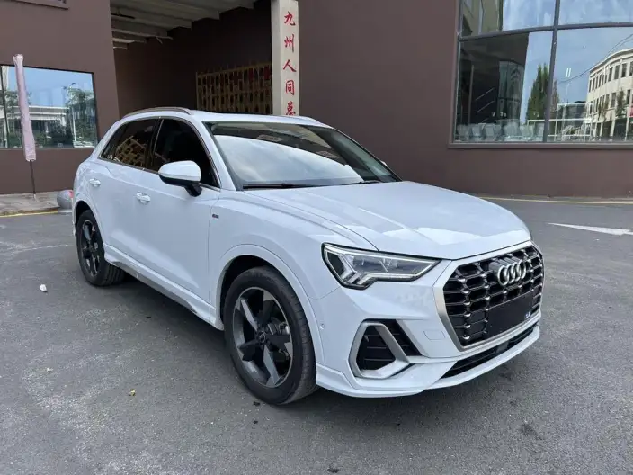 AUDI Q3 2022 Model 35 TFSI Fashion Dynamic Model – фото 3