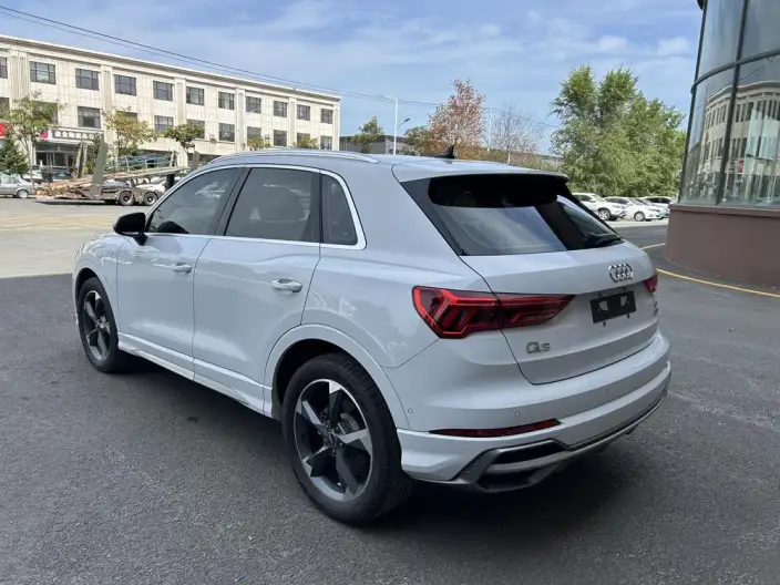 AUDI Q3 2022 Model 35 TFSI Fashion Dynamic Model – фото 4