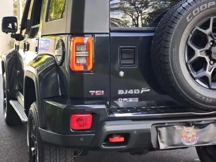 BAIC BJ40 2023 Model 2.0D Automatic 4WD Blade Hero Edition Warrior Model – фото 9