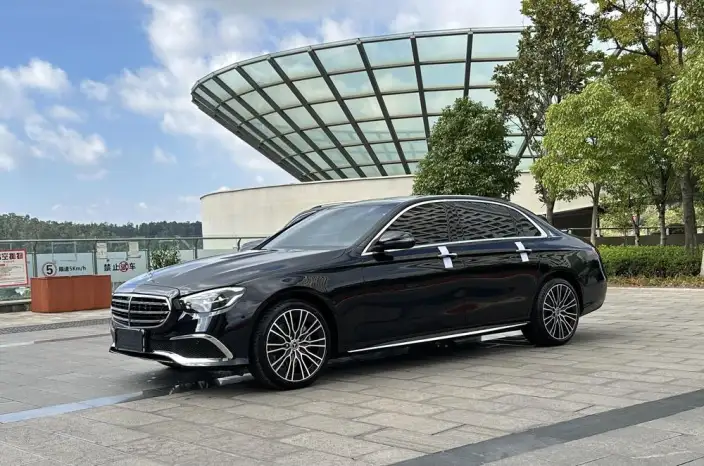 Mercedes-Benz E-Class 2021 Model Facelift E 300 L Fashion Model sedan – фото 1