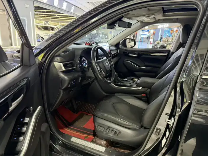Toyota Highlander 2022 Model Hybrid 2.5L 4WD Premium Edition 7 seat – фото 10