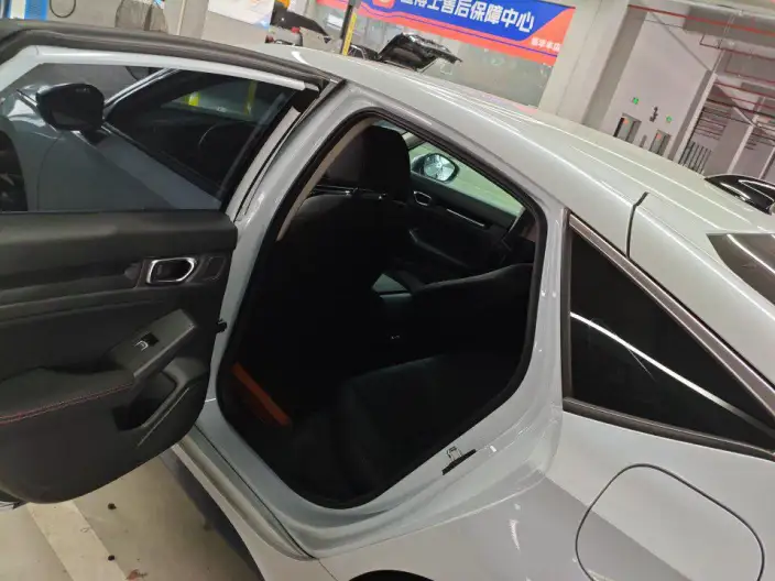 Honda Civic 2023 Model HATCHBACK 2.0L e:HEV Extreme Yao Edition – фото 8