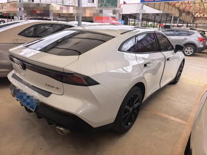 Changan UNI-V 2024 Model 1.5T Noble Model – фото 6