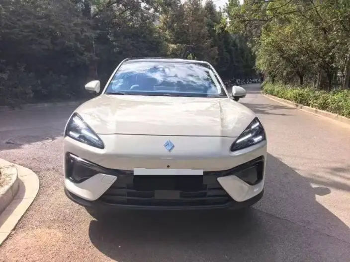 Baojun Yunhai EV 2024 Model 500km EV Edition – фото 2