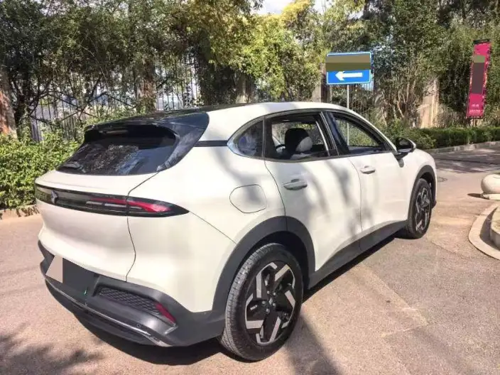 Baojun Yunhai EV 2024 Model 500km EV Edition – фото 6