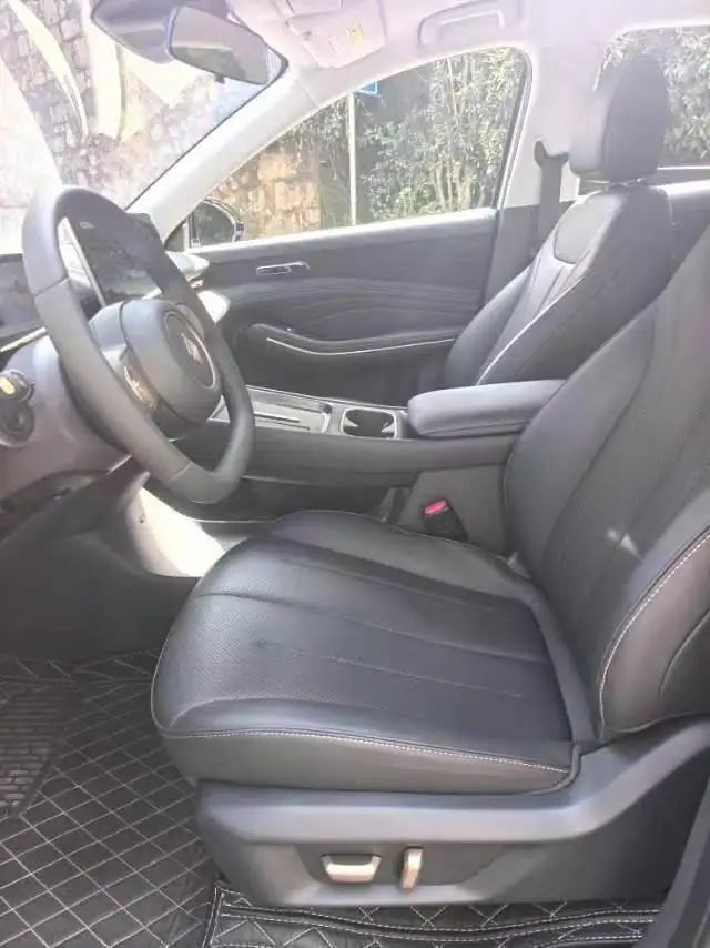 Baojun Yunhai EV 2024 Model 500km EV Edition – фото 8