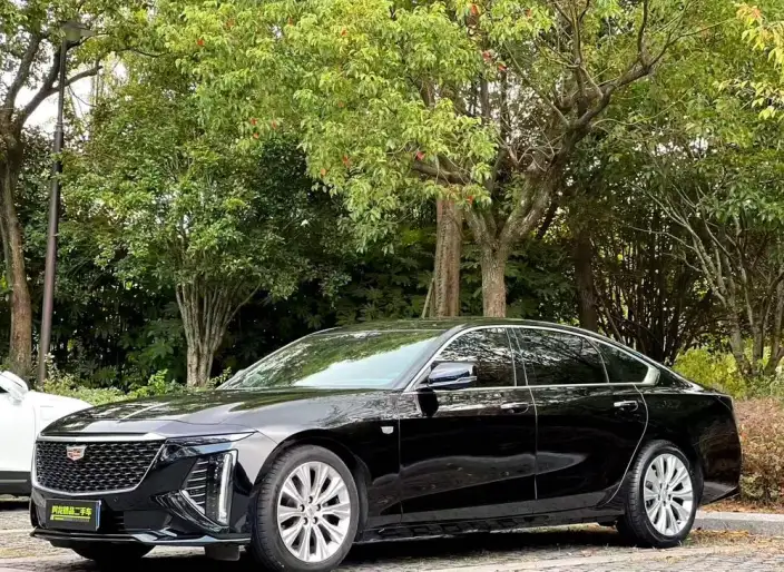 Cadillac CT6 2023 Model 28T Noble Model – фото 1