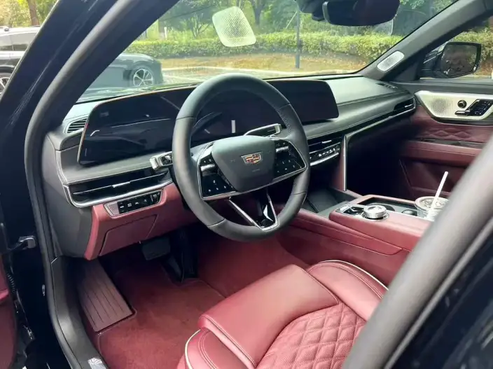 Cadillac CT6 2023 Model 28T Noble Model – фото 9