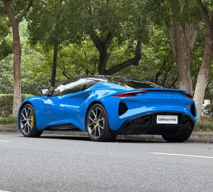 Emira 2022 Model 3.5T V6 First Edition – фото 5