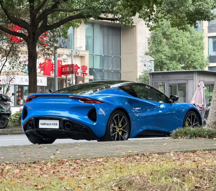 Emira 2022 Model 3.5T V6 First Edition – фото 7