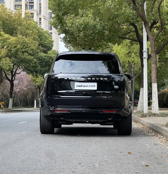 Range Rover 2023 Model 3.0 L6 360PS Shengshi Edition – фото 6