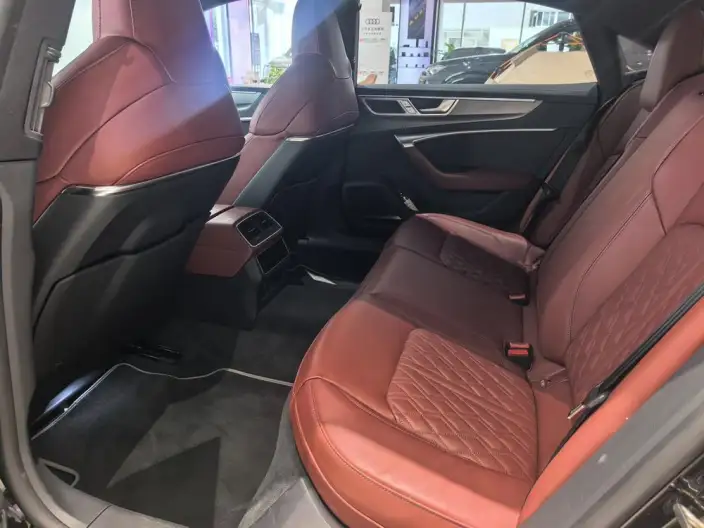 Audi A7 L 2025 Model 45 TFSI quattro Black Samurai Edition – фото 9