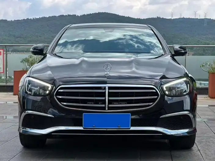 Mercedes-Benz E-Class 2022 Model E 300 L Luxury Model sedan – фото 2