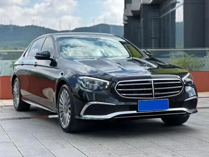 Mercedes-Benz E-Class 2022 Model E 300 L Luxury Model sedan – фото 3
