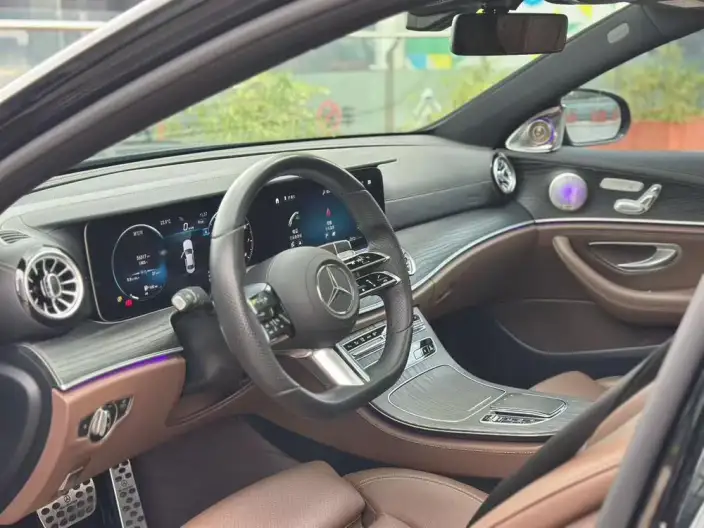 Mercedes-Benz E-Class 2022 Model E 300 L Luxury Model sedan – фото 8