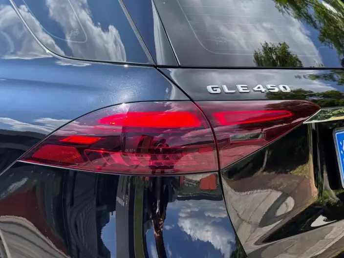 Mercedes-Benz GLE Imported 2023 Model GLE 450 4MATIC Fashion Model – фото 9
