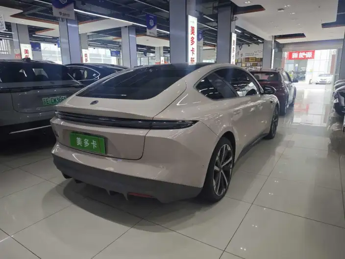 NIO ET5 2022 Model 75kWh – фото 6