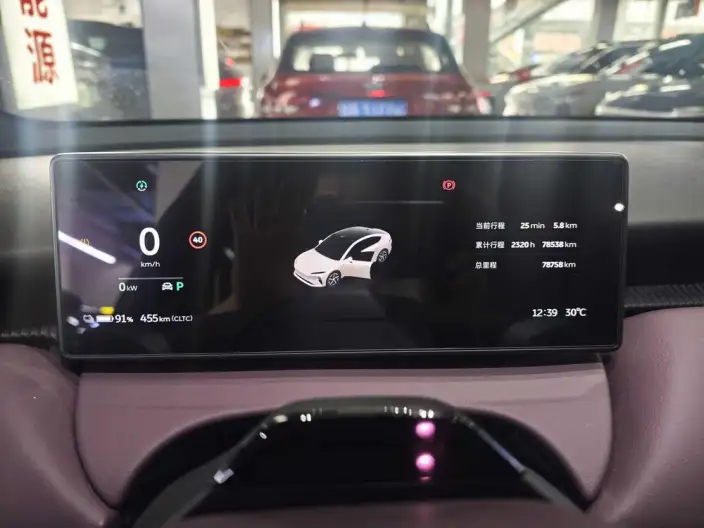 NIO ET5 2022 Model 75kWh – фото 9