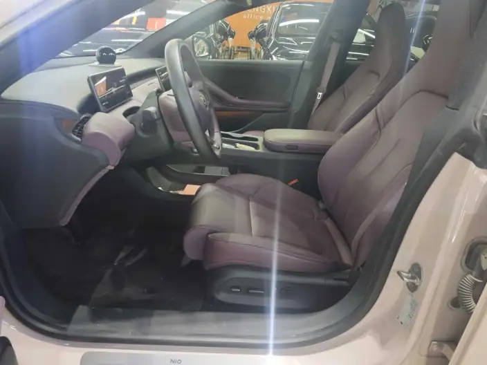 NIO ET5 2022 Model 75kWh – фото 10