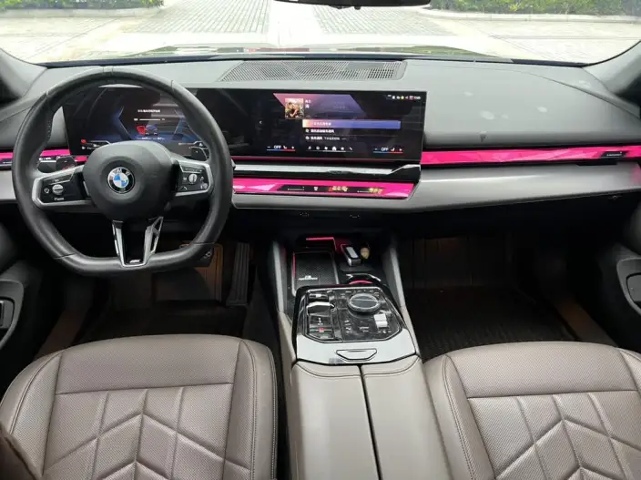 BMW 5 Series 2024 Model 530Li Leading Model M Sports Set – фото 10