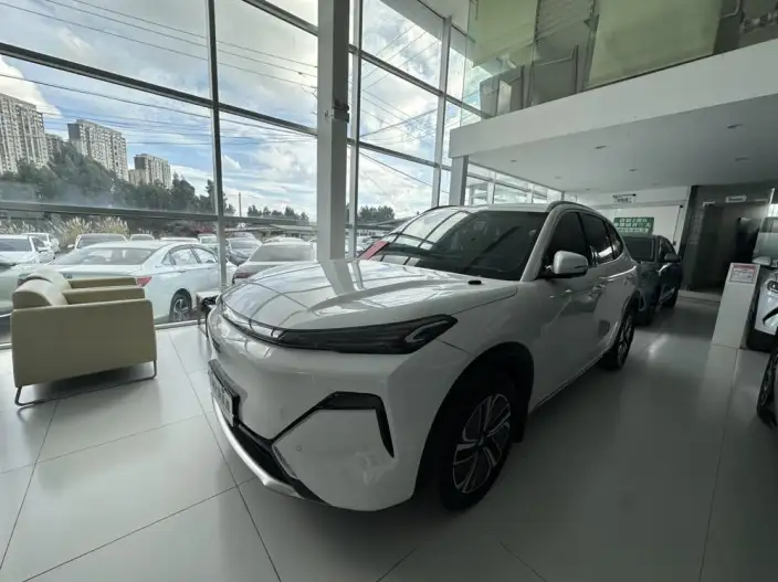 Galaxy Starship 7 EM-i 2025 Model 120KM Tiggo + Edition – фото 1