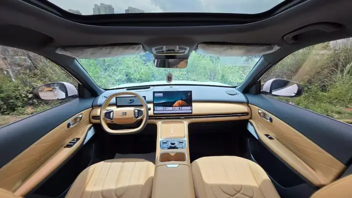 Galaxy Starship 7 EM-i 2025 Model 120KM Tiggo + Edition – фото 8