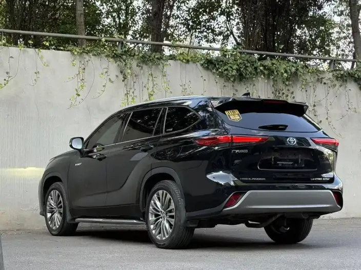 Toyota Highlander 2022 Model Hybrid 2.5L 4WD Supreme Edition 7 seat – фото 4