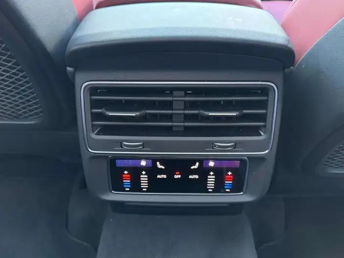 AUDI SQ7 2024 Model 4.0 TFSI – фото 10
