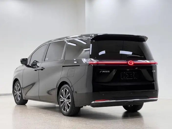 GAC Trumpchi E8 PHEV 2024 Model 2.0ATK 150km MAX Edition – фото 5