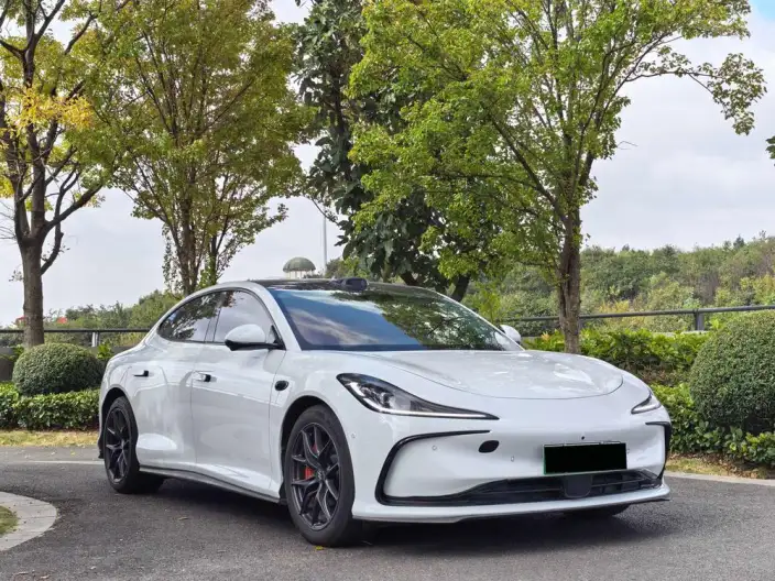 IM L6 2024 Model Max Standard Edition 75kWh – фото 3