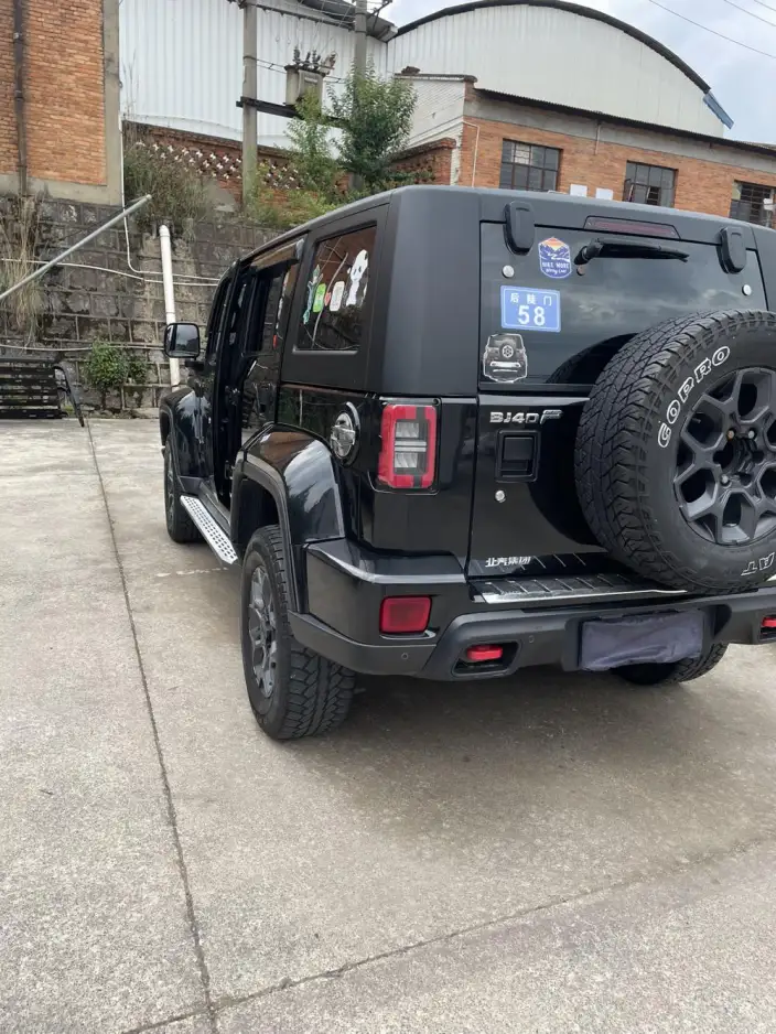 BAIC BJ40 2021 Model 2.0D Automatic 4WD Blade Hero Edition Pioneer Model – фото 4