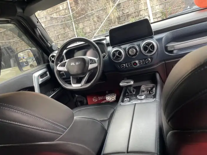 BAIC BJ40 2021 Model 2.0D Automatic 4WD Blade Hero Edition Pioneer Model – фото 9