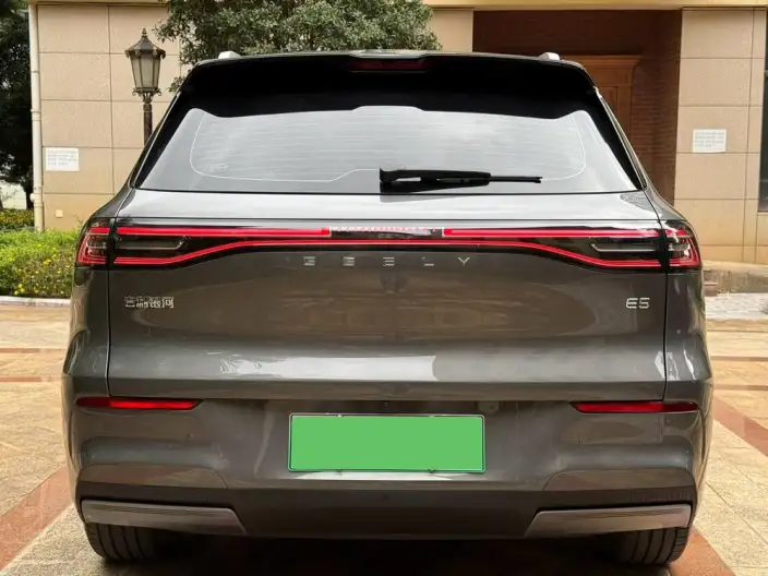 Geely Galaxy E5 2026 Model 610km Tiggo + Edition – фото 6