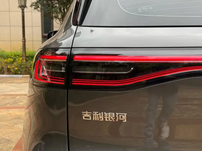 Geely Galaxy E5 2026 Model 610km Tiggo + Edition – фото 10