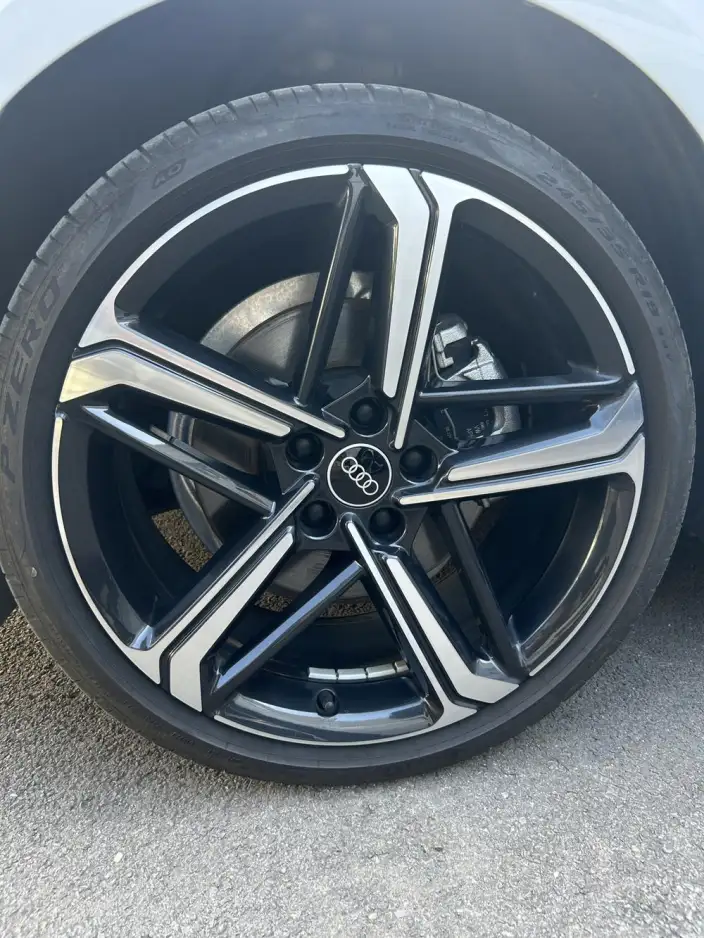 Audi A4 L 2024 Model 40 TFSI Luxury Dynamic Model – фото 9
