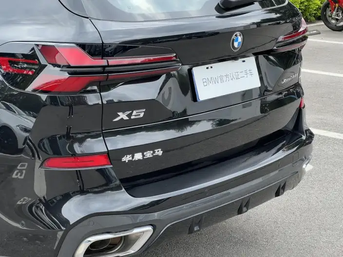 BMW X5 2025 Model xDrive30Li Exclusive Model M Sports Night Set – фото 10