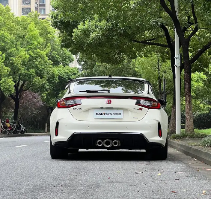 Honda Civic Imported 2023 Model 420TURBO TYPE R – фото 6