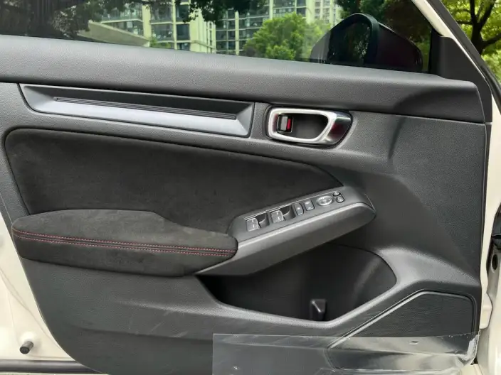 Honda Civic Imported 2023 Model 420TURBO TYPE R – фото 8