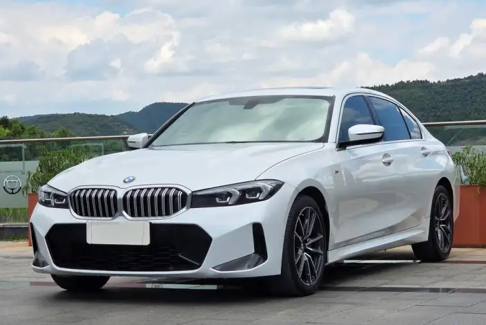 BMW 3 Series 2023 Model 320Li M Sports Set – фото 1