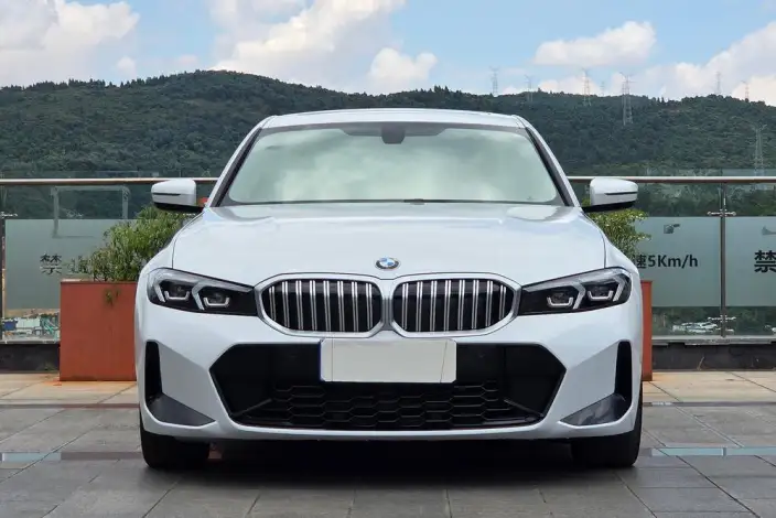 BMW 3 Series 2023 Model 320Li M Sports Set – фото 2