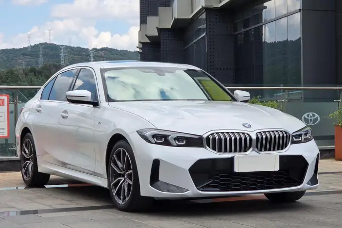 BMW 3 Series 2023 Model 320Li M Sports Set – фото 3