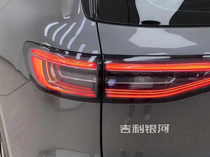 Geely Galaxy E5 2026 Model 610km Tiggo + Edition – фото 10